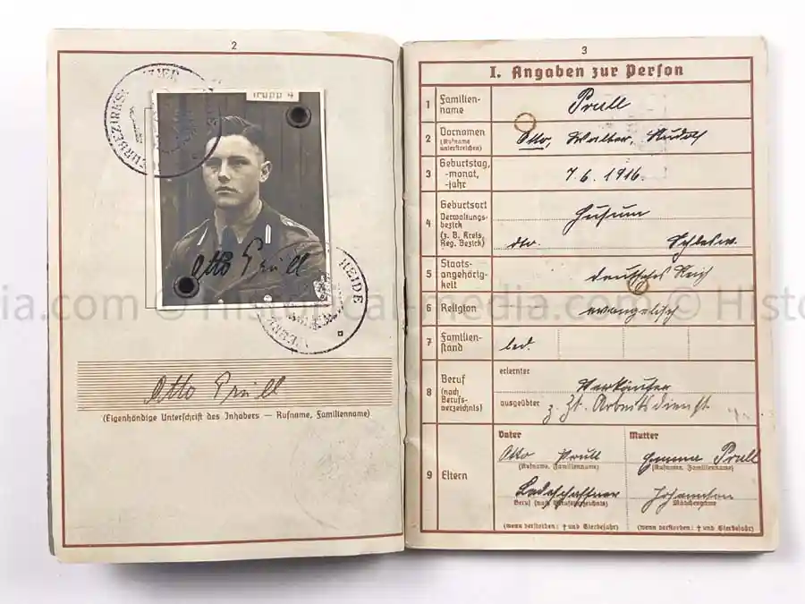 WEHRPASS - 2. INFANTERIE DIVISION (MOT.) - EK2 AWARDED FOR POLAND CAMPAIGN 1939 