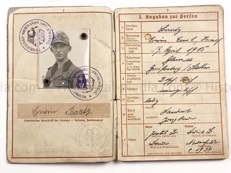 WEHRPASS - 32. INFANTERIE DIVISION - DEMYANSK SHIELD - POLAND, FRANCE, RUSSIA, BANDENKAMPF 