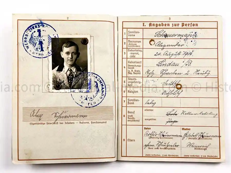 WEHRPASS - 57. INFANTERIE DIVISION - 8. JÄGER DIVISION - POLAND, FRANCE - KIA RUSSIA 