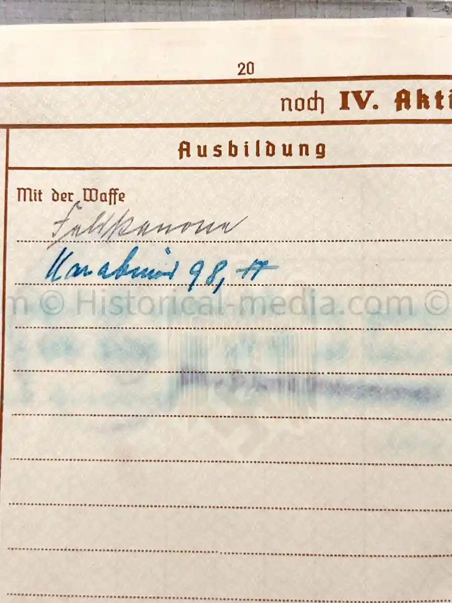 WEHRPASS - ARTILLERIE ABTEILUNG 526 (MOT.) - POLAND CAMPAIGN 