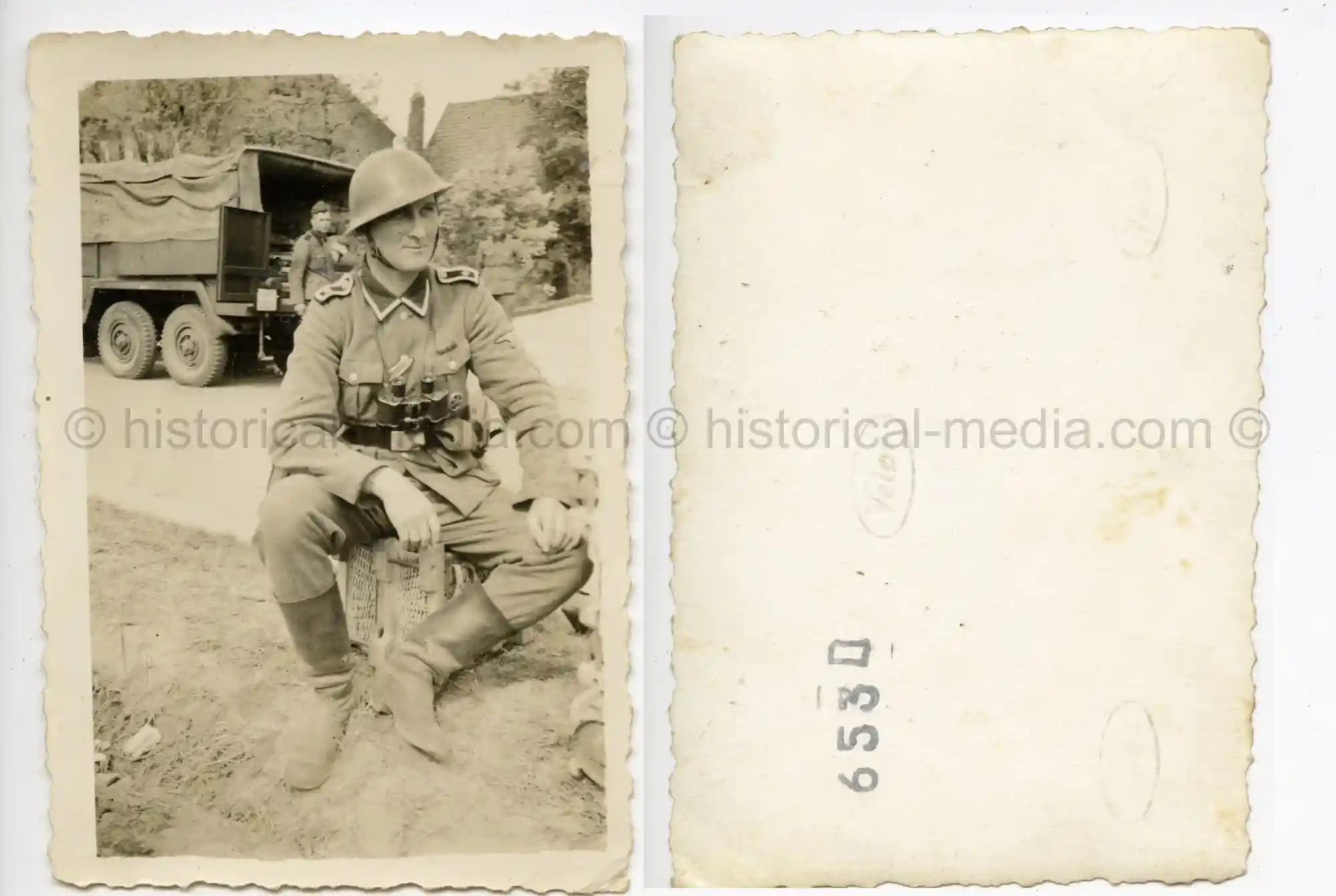 WAFFEN-SS PHOTO - WIKING  SOLDIER WEARING ALLIED HELMET (NO SS COLLAR TAB RUNES)
