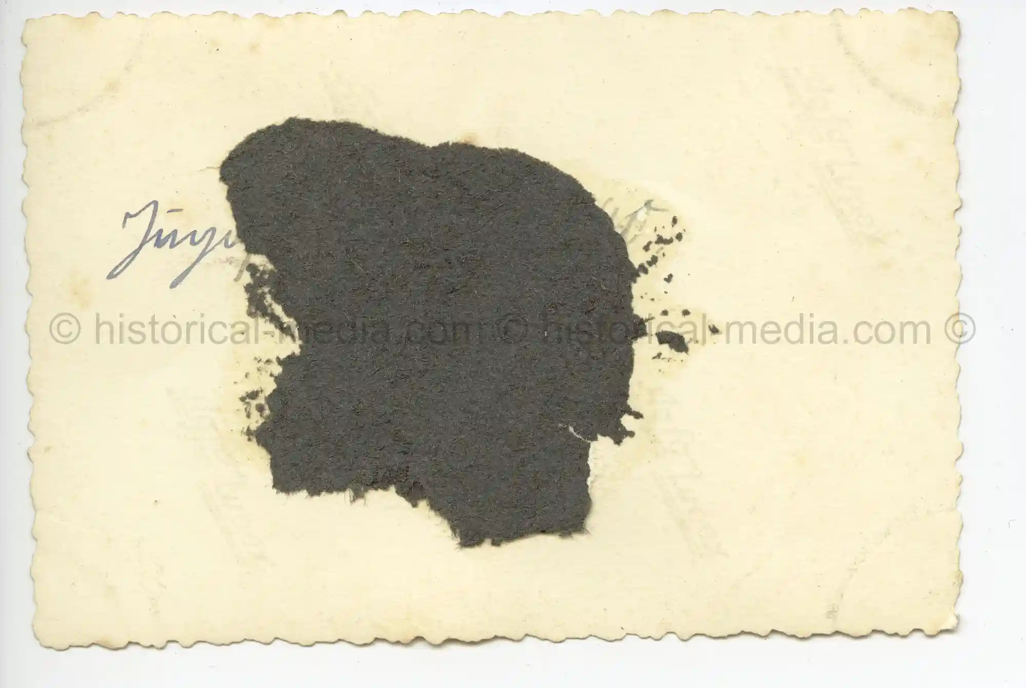 WAFFEN-SS PHOTO - WIKING ARTILLERIE SOLDIERS WEARING CAMO SMOCKS & HELMETS