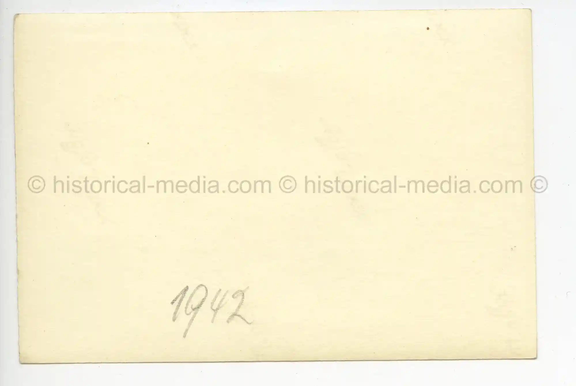 WAFFEN-SS PHOTO - WIKING SOLDIERS & VEHICLES IN RUSSIA