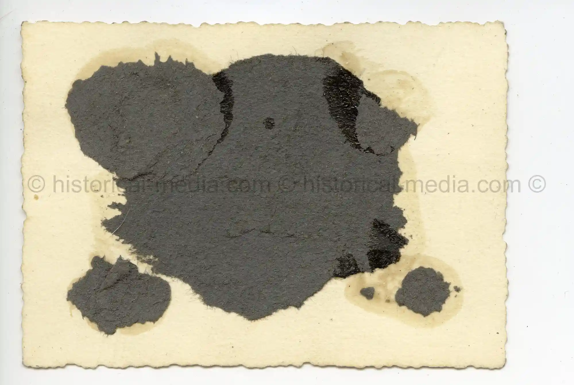 WAFFEN-SS PHOTO - SOLDIERS ON GUARD DUTY AT FELDHERRNHALLE MUNICH