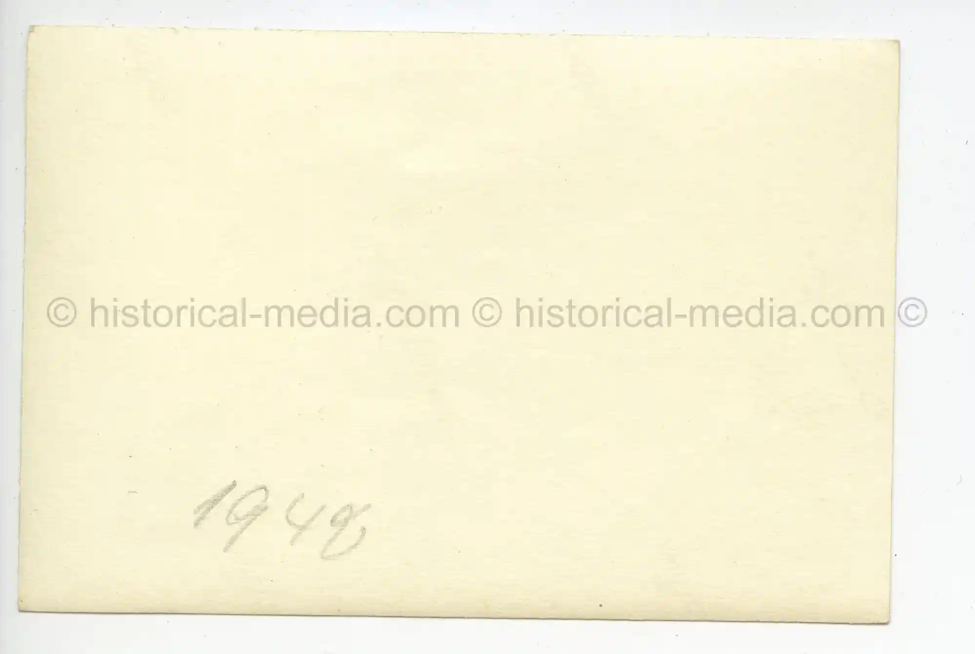 WAFFEN-SS PHOTO - WIKING TROOPS IN CAMO SMOCKS INSPECT RUSSIAN KV-2 TANK