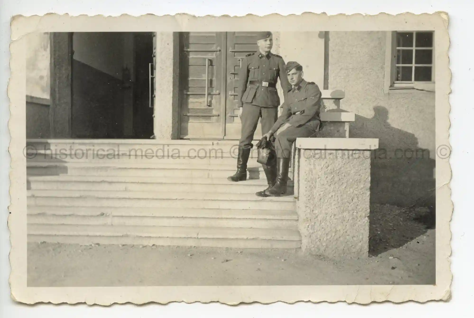 WAFFEN-SS PHOTO - WIKING GROUP PHOTO