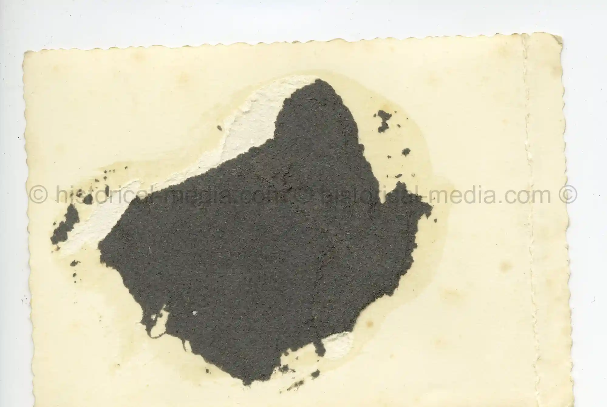 WAFFEN-SS PHOTO - WIKING SOLDIERS WEARING CAMO SMOCKS