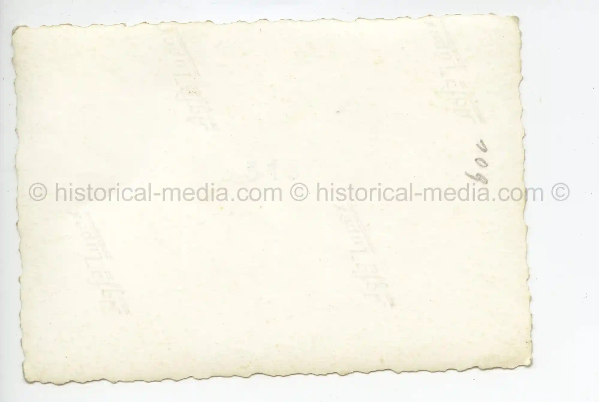 WAFFEN-SS PHOTO - WIKING CEMETERY IN THE FIELD + HELMETS