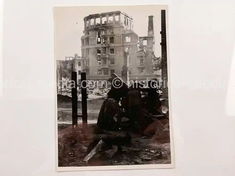ORIGINAL PRESS PHOTO - ORIGINAL PHOTO FROM STALINGRAD