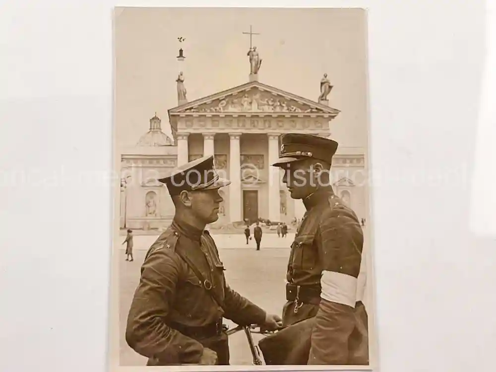 ORIGINAL PRESS PHOTO - LITHUANIAN SOLDIERS IN WILNA