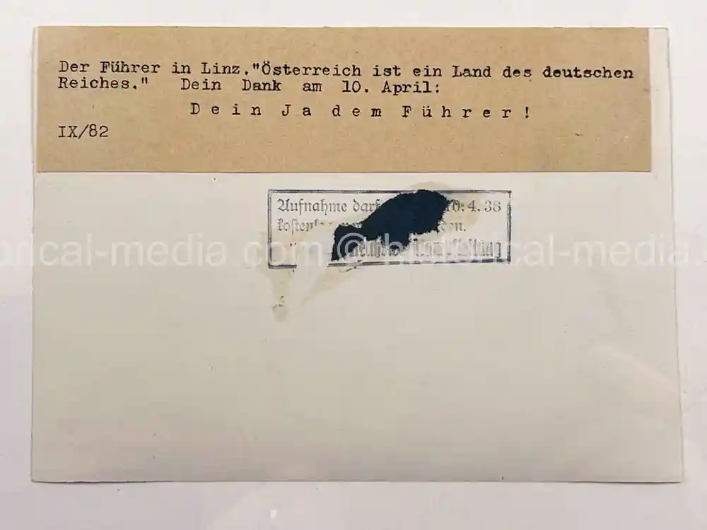 ORIGINAL PRESS PHOTO -  ADOLF HITLER ON PARADE IN LINZ AUSTRIA