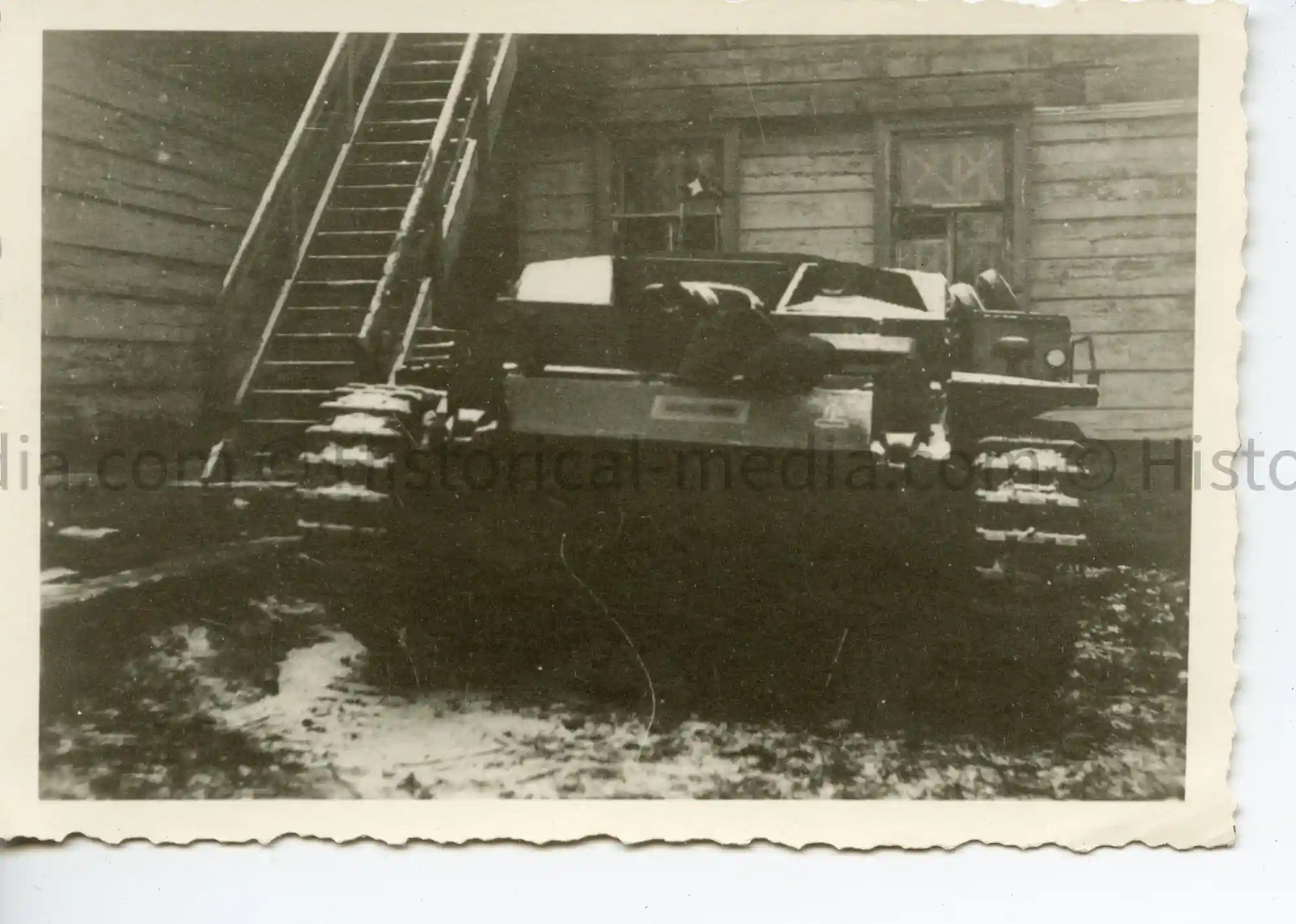 WWII GERMAN PHOTO STURMGESCHÜTZ III IN CONCEALED POSITION WWII GERMAN PHOTO STURMGESCHÜTZ III IN CONCEALED POSITION