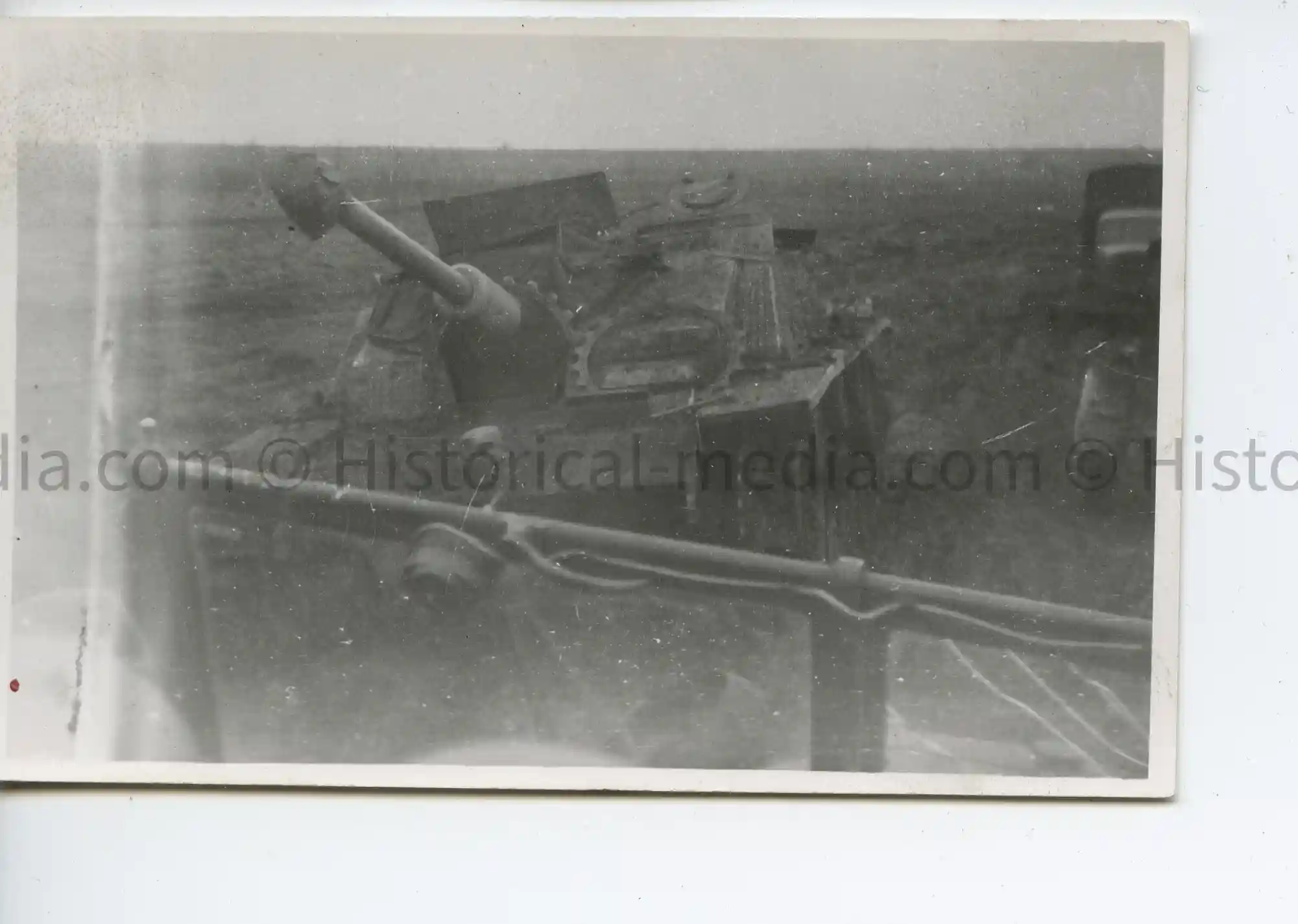 WWII GERMAN PHOTO STURMGESCHÜTZ III - LONG BARREL + ZIMMERIT
