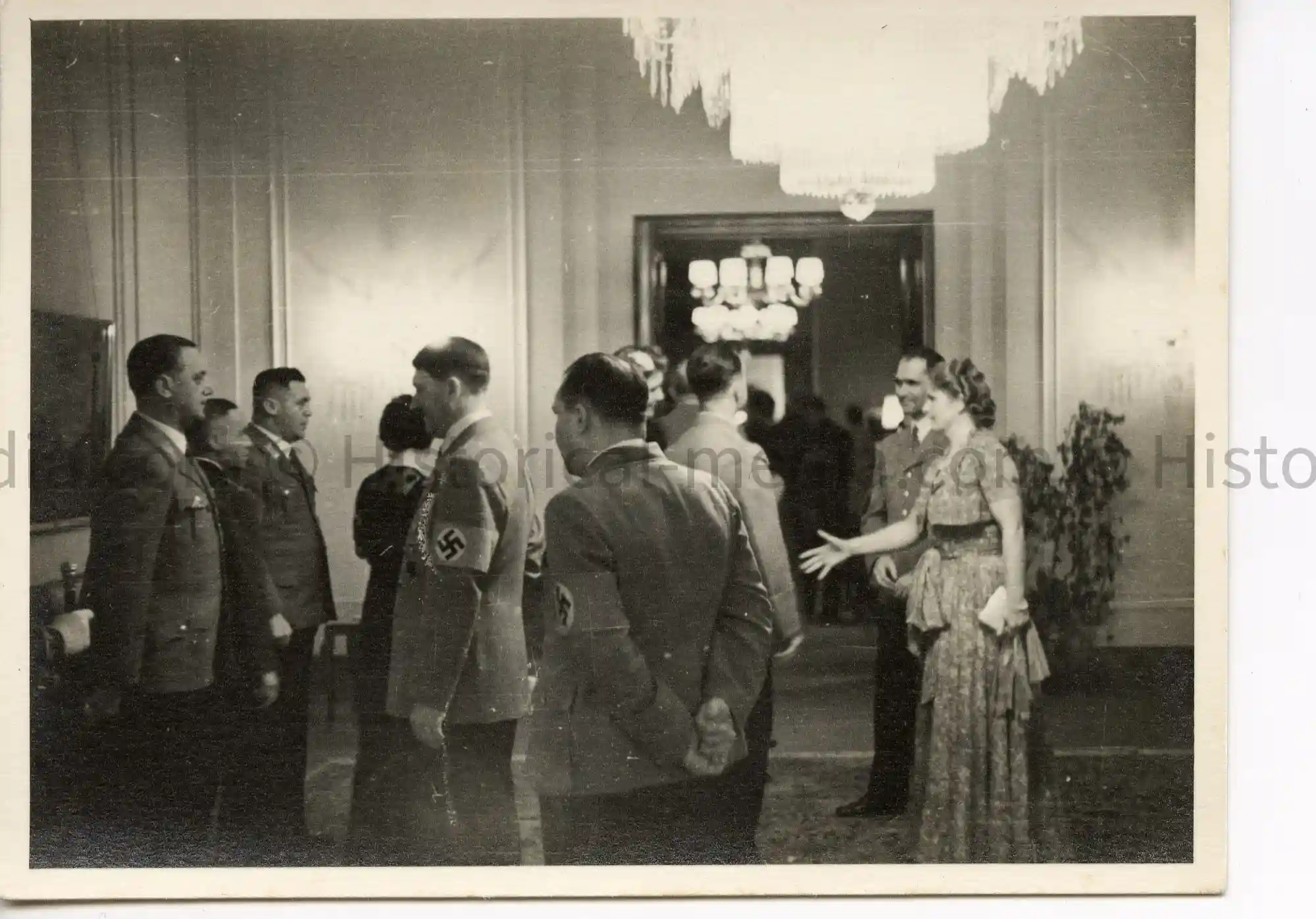 ORIGINAL PHOTO ADOLF HITLER & HESS  AT FÜHRERBAU MUNICH- HOFFMANN STUDIO