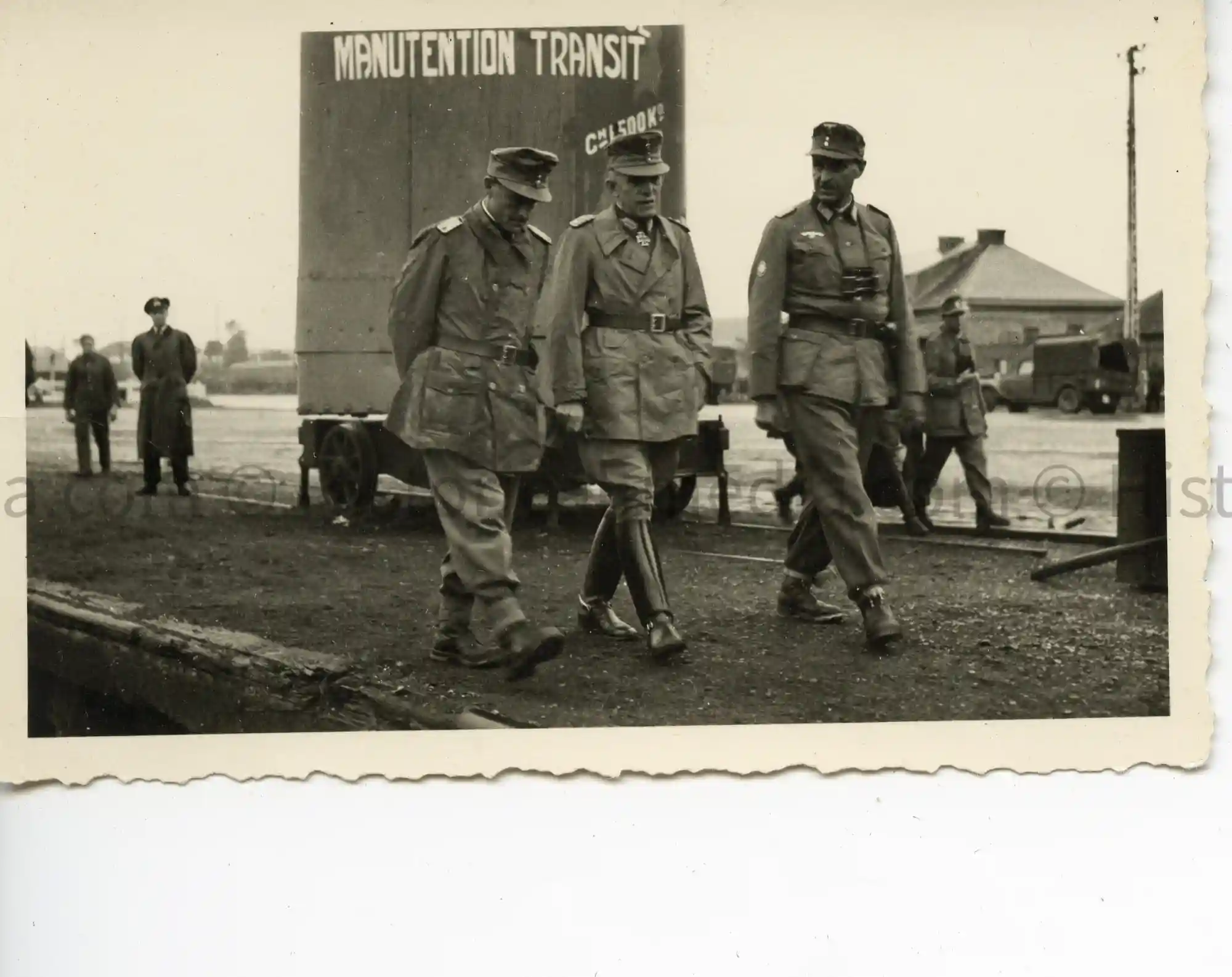 WWII GERMAN PHOTO GENERALS + KNIGHTS CROSS IN THE FIELD