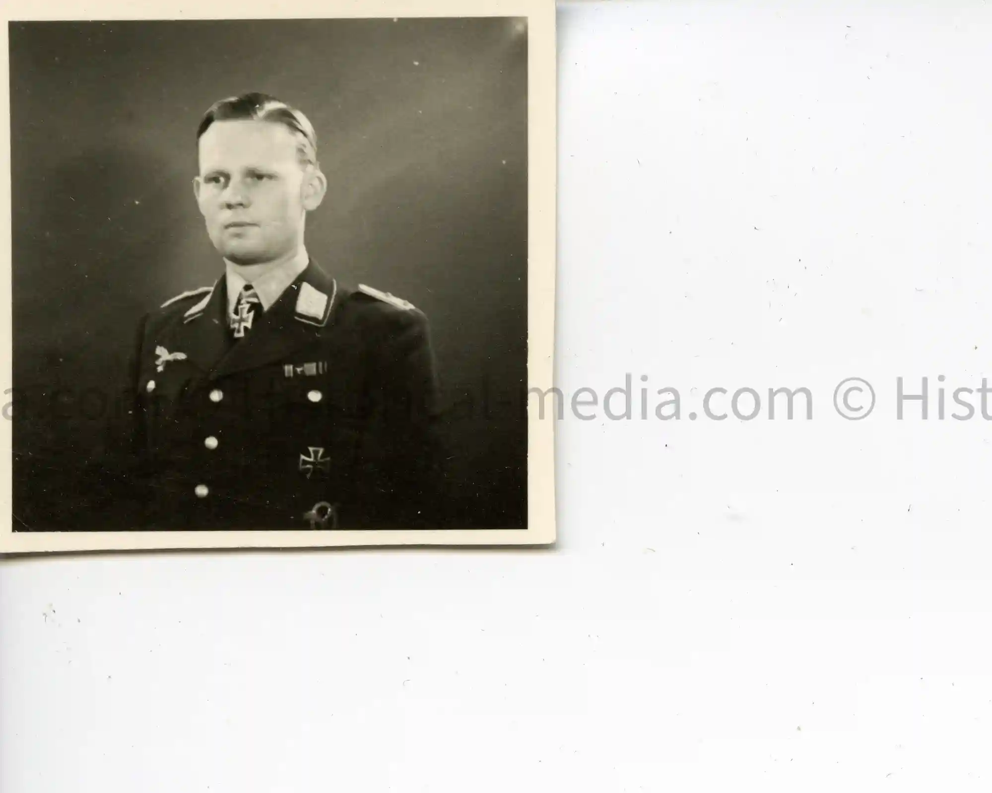 WWII GERMAN PHOTO PASS SIZE PORTRAIT PHOTO KNIGHTS CROSS WINNER - FRANZ WIETING