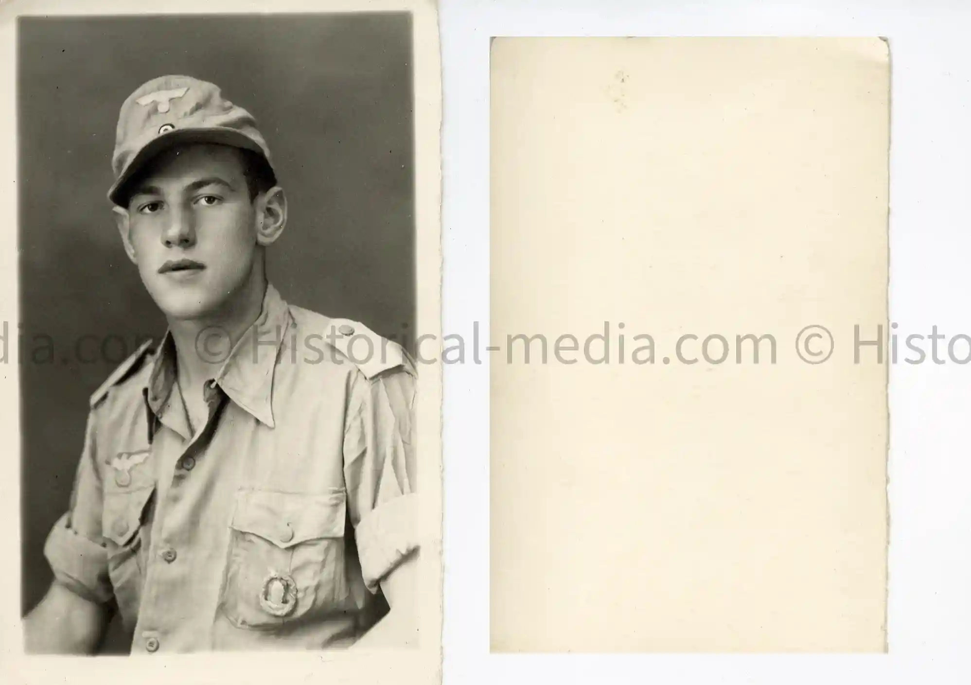KRIEGSMARINE STUDIO PORTRAIT PHOTO - TROPICAL - MINESWEEPER BADGE KRIEGSMARINE STUDIO PORTRAIT PHOTO - TROPICAL - MINESWEEPER BADGE
