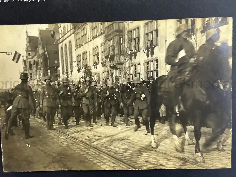US WWI AVIATION PHOTOGRAPHER ALBUM - FANTASTIC AIRCRAFT IMAGES!