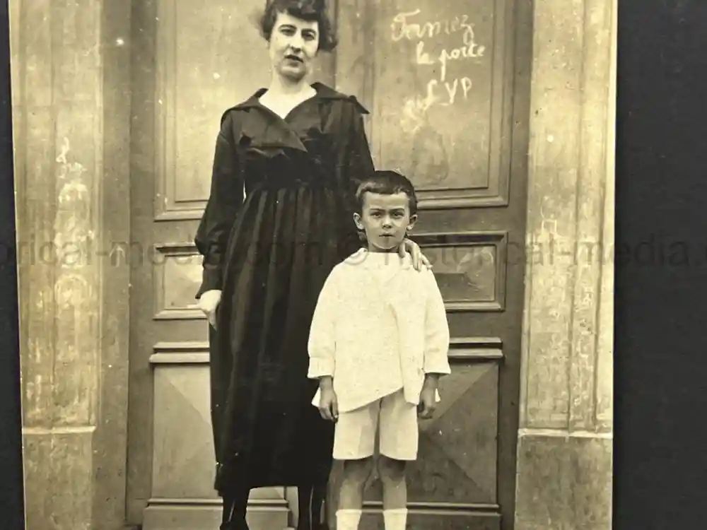 US WWI AVIATION PHOTOGRAPHER PHOTO ALBUM + AIRCRAFT FABRIC