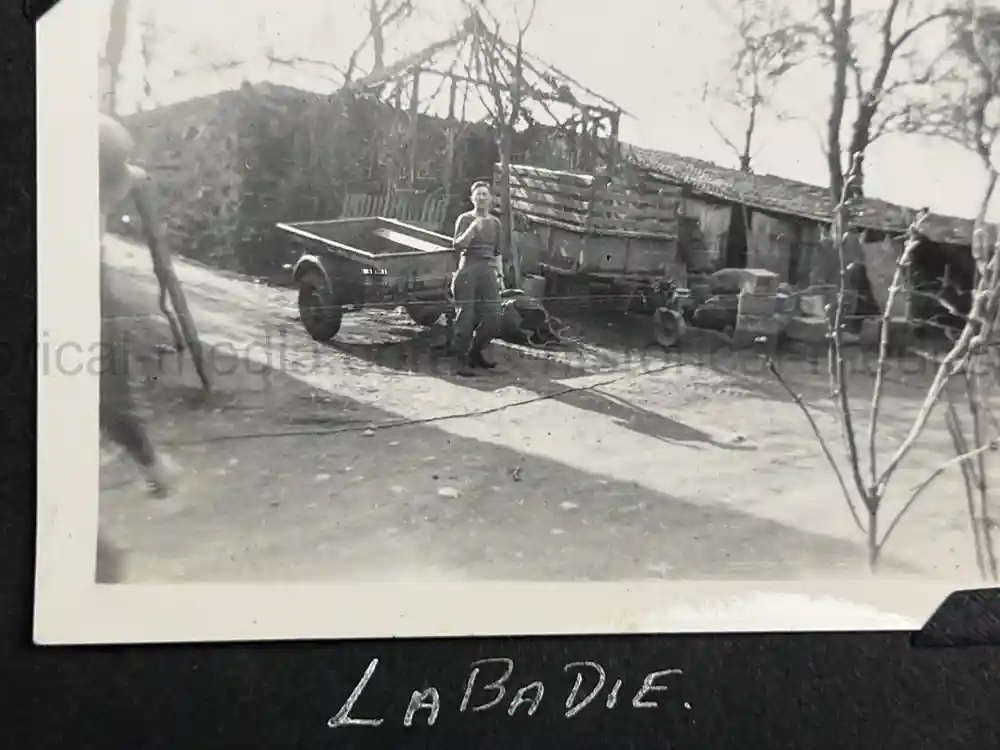 US WWII PHOTO ALBUM - BATTLE OF THE BULGE, GERMANY, NURNBERG US WWII PHOTO ALBUM - BATTLE OF THE BULGE, GERMANY, NURNBERG