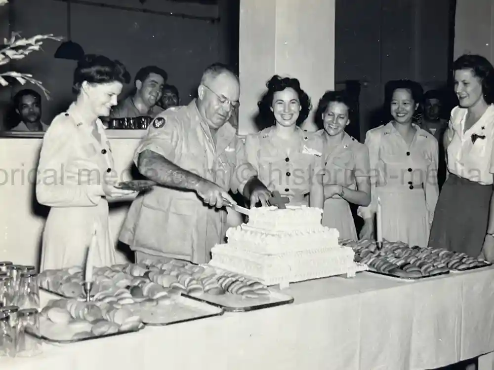 WWII US CBI OFFICER PHOTO ALBUM + LARGE LEATHER CBI JACKET PATCH - GOOD GURHA PHOTOS - BENGAL AIR DEPOT
