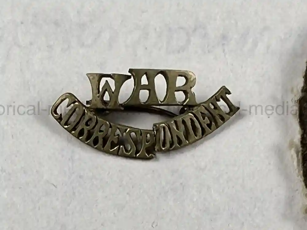 US WWII WAR CORRESPONDENT INSIGNIA GROUPING - MILES W. VAUGHN