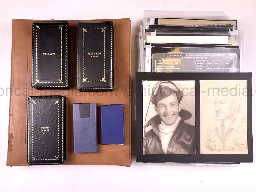 WWII USAAF B-26 PILOT MEDAL, PHOTO & DOCUMENT GROUPING - 386th BOMB GROUP - POW