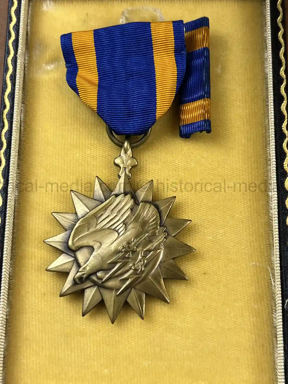 WWII USAAF B-26 PILOT MEDAL, PHOTO & DOCUMENT GROUPING - 386th BOMB GROUP - POW