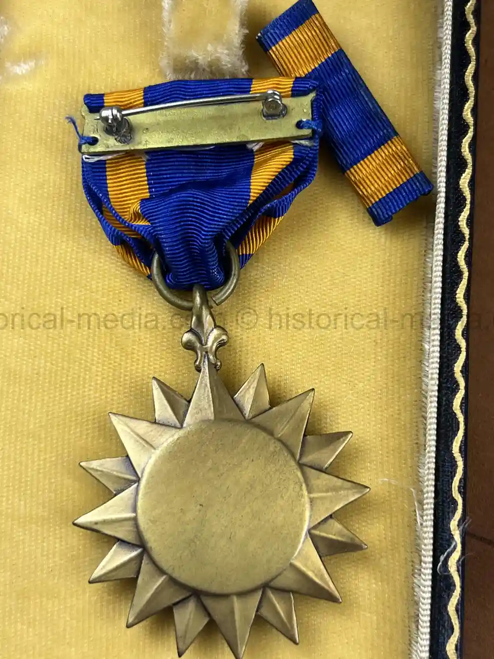 WWII USAAF B-26 PILOT MEDAL, PHOTO & DOCUMENT GROUPING - 386th BOMB GROUP - POW