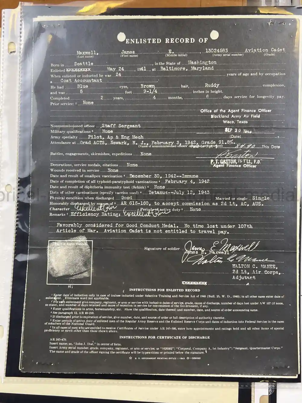 WWII USAAF B-26 PILOT MEDAL, PHOTO & DOCUMENT GROUPING - 386th BOMB GROUP - POW