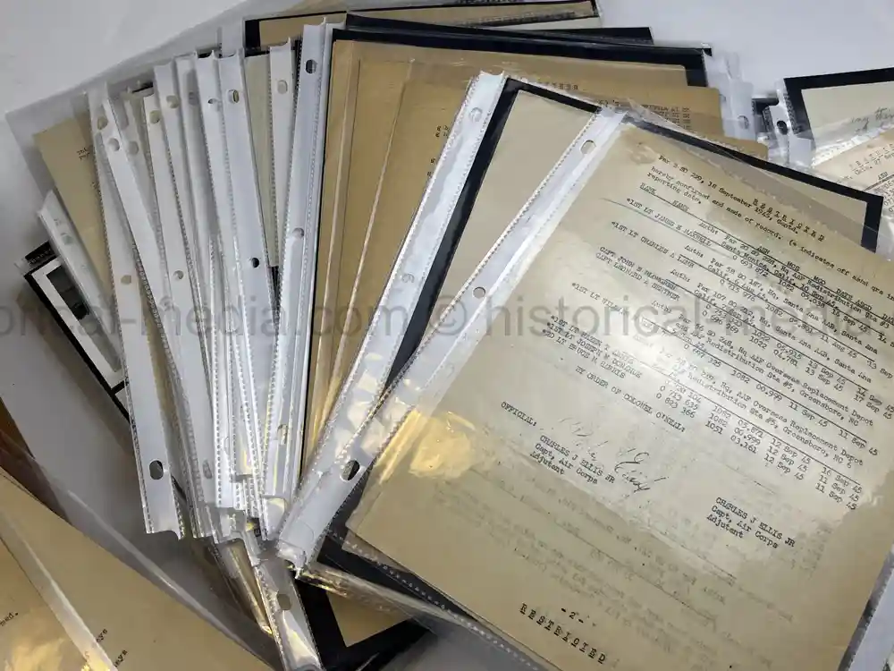 WWII USAAF B-26 PILOT MEDAL, PHOTO & DOCUMENT GROUPING - 386th BOMB GROUP - POW