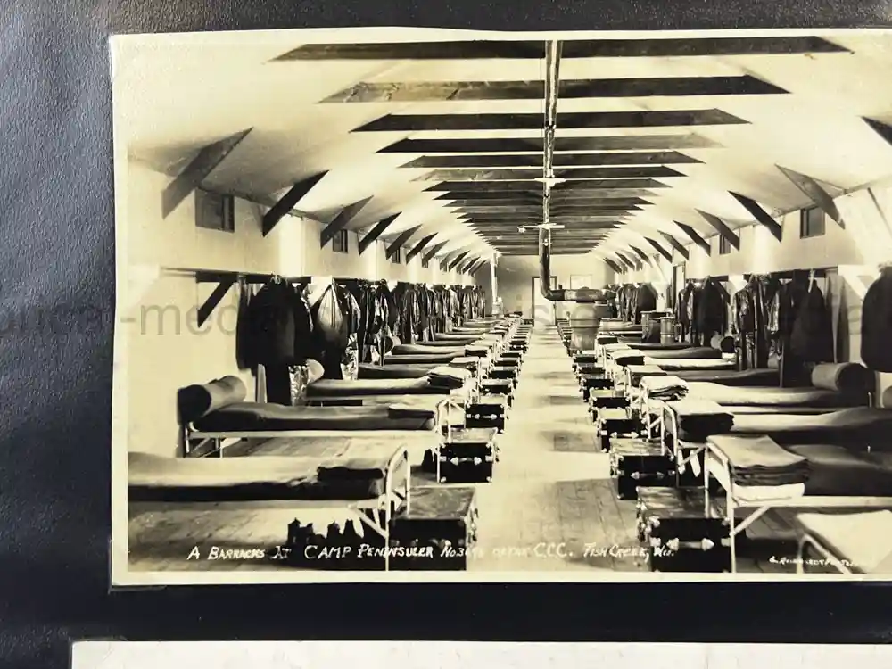 WWII USAAF B-26 PILOT MEDAL, PHOTO & DOCUMENT GROUPING - 386th BOMB GROUP - POW