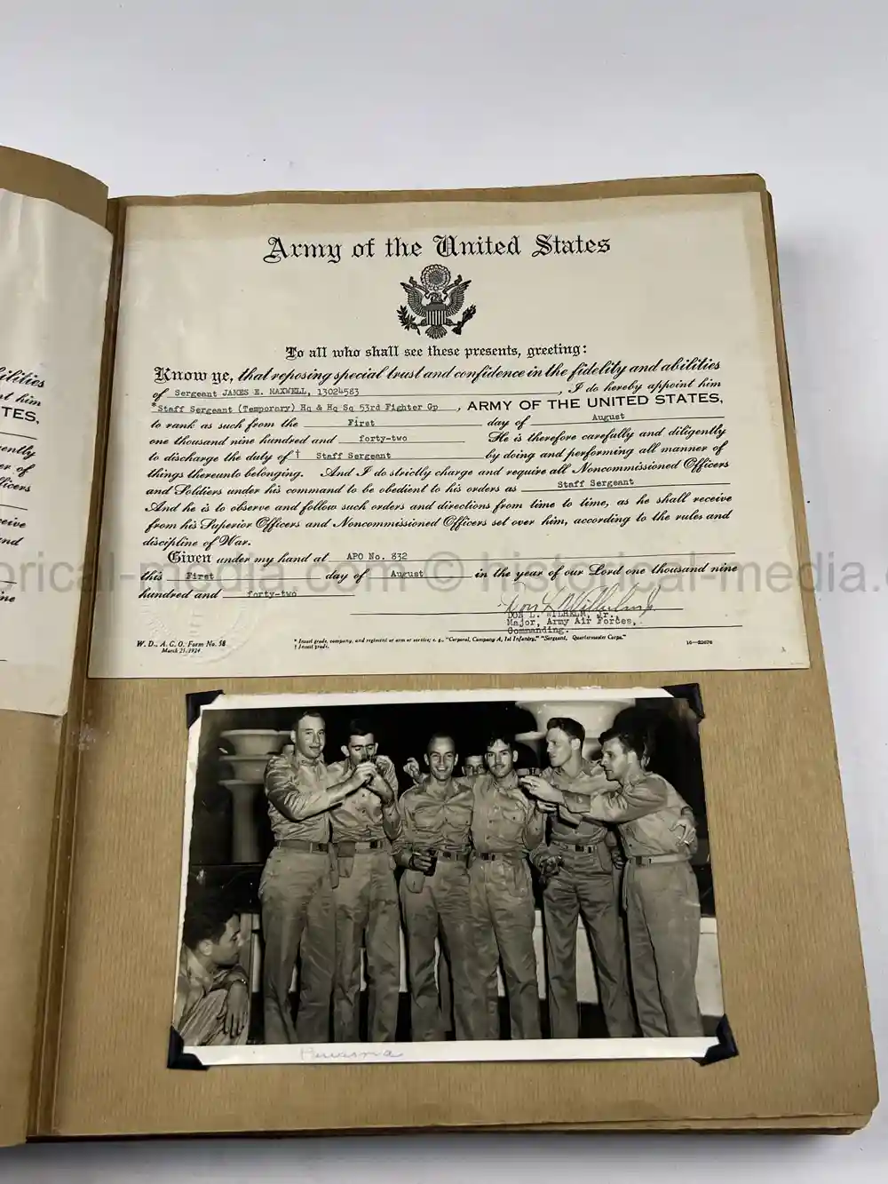 WWII USAAF B-26 PILOT MEDAL, PHOTO & DOCUMENT GROUPING - 386th BOMB GROUP - POW