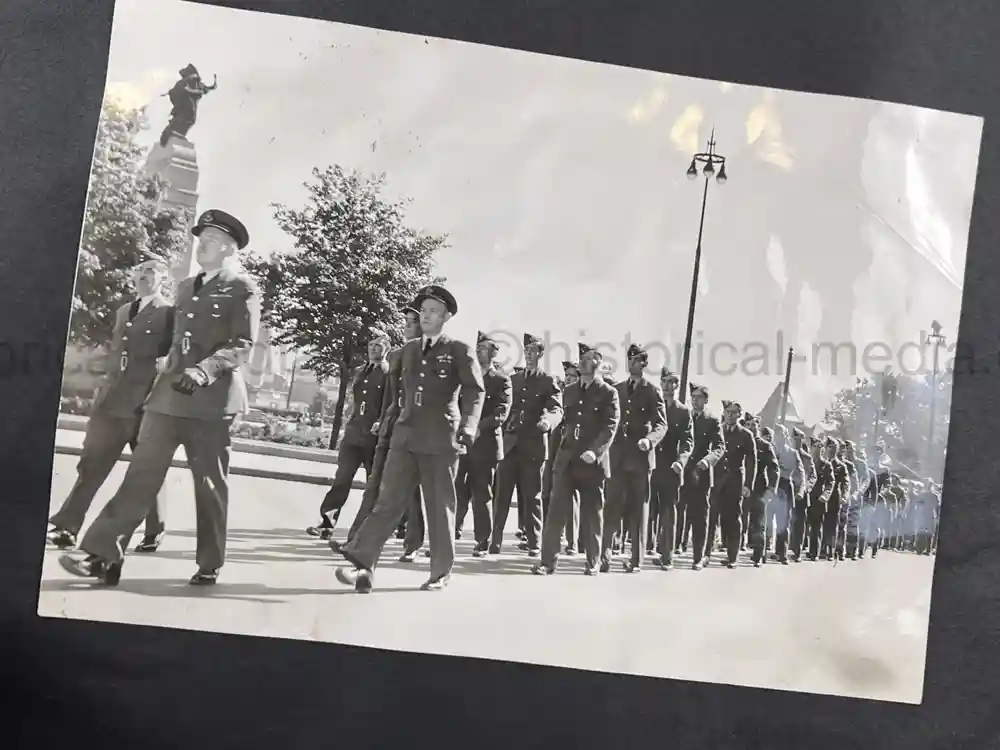 WWII RCAF PHOTO ALBUM