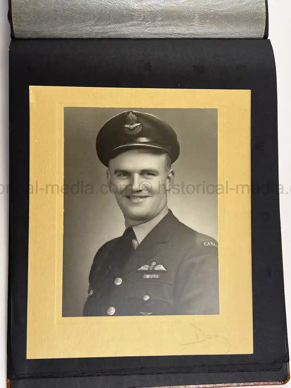WWII RCAF PHOTO ALBUM