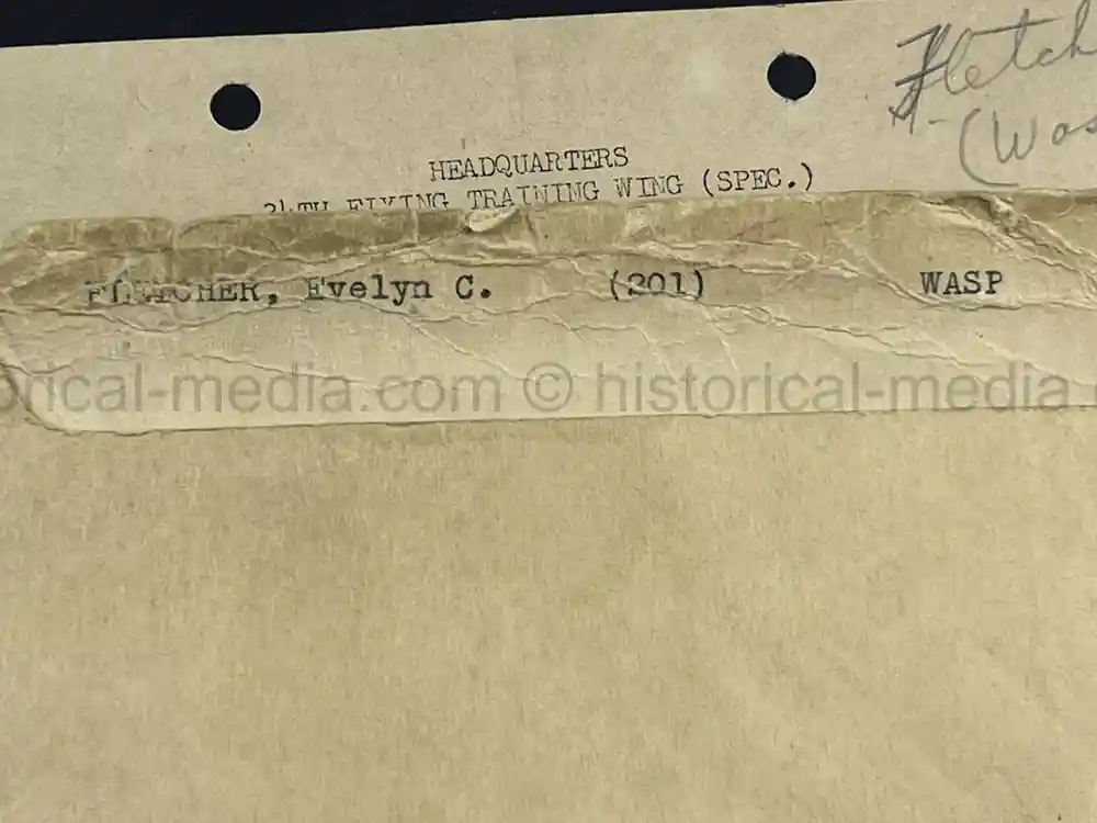 ULTRA RARE WWII WASP FEMALE PILOT DOCUMENT GROUPING - CLASS 43-W-6