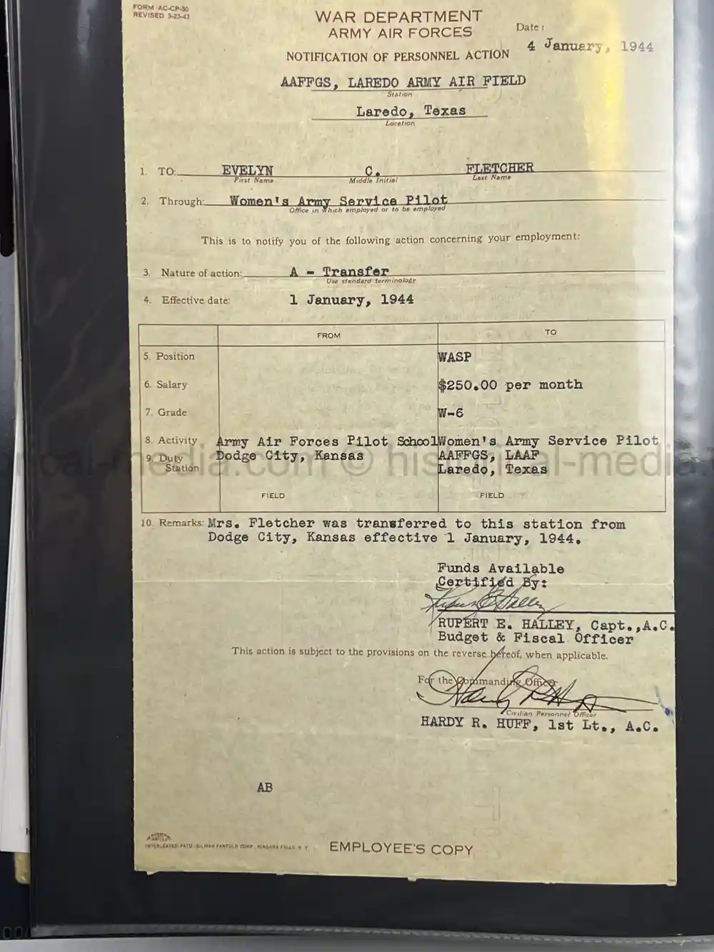 ULTRA RARE WWII WASP FEMALE PILOT DOCUMENT GROUPING - CLASS 43-W-6