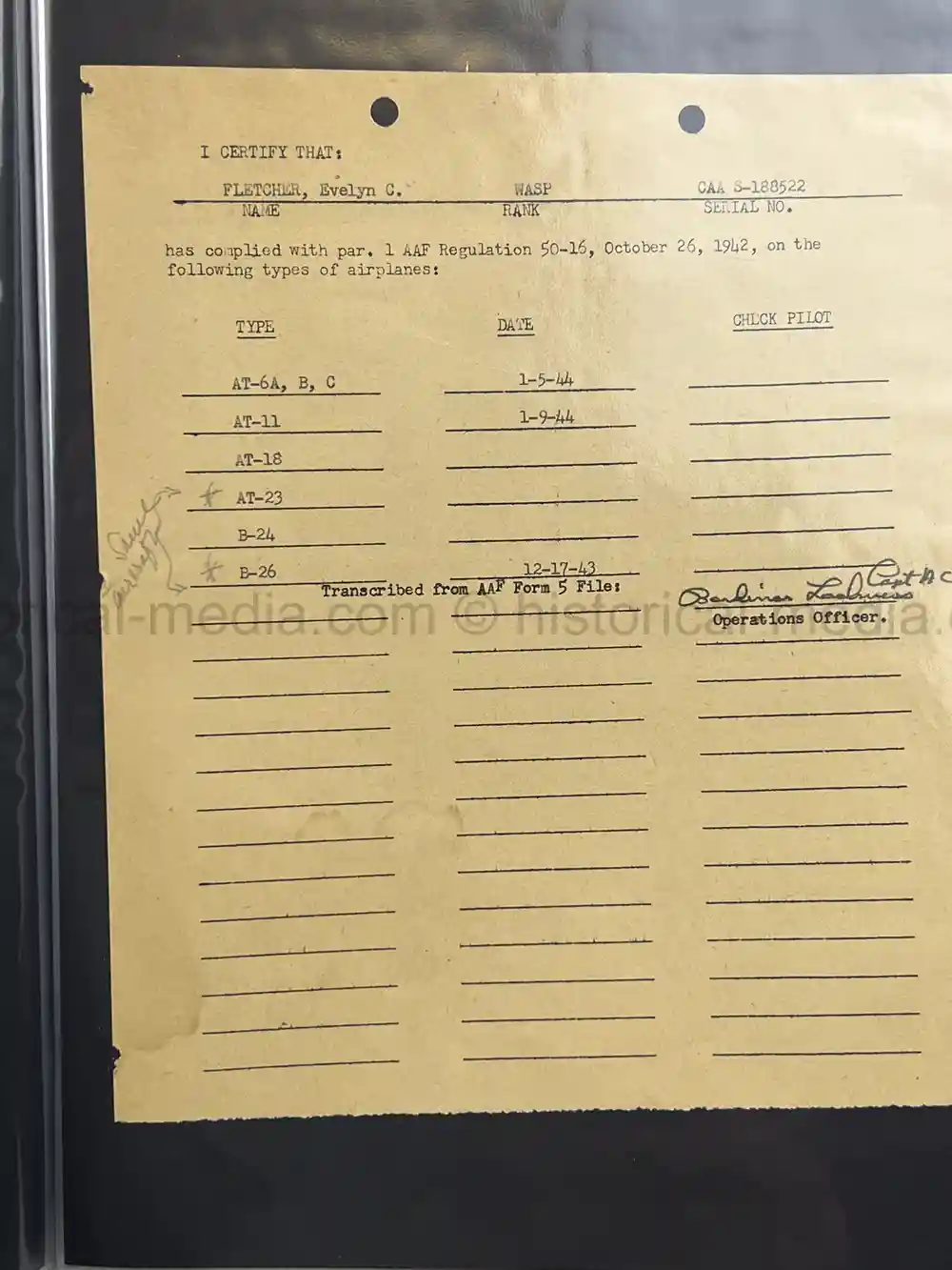ULTRA RARE WWII WASP FEMALE PILOT DOCUMENT GROUPING - CLASS 43-W-6