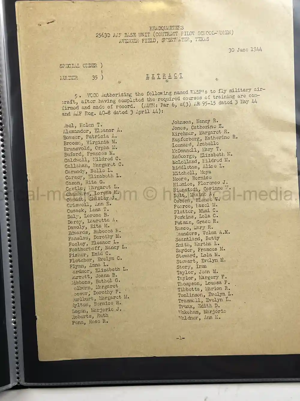 ULTRA RARE WWII WASP FEMALE PILOT DOCUMENT GROUPING - CLASS 43-W-6