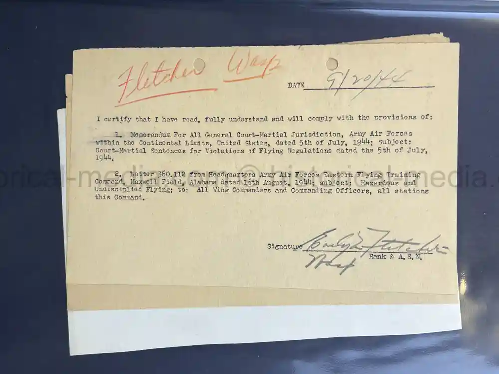 ULTRA RARE WWII WASP FEMALE PILOT DOCUMENT GROUPING - CLASS 43-W-6