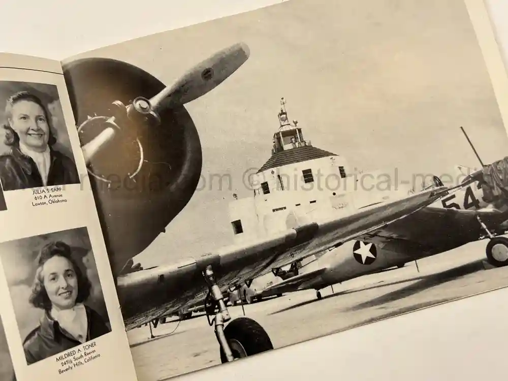 US WWII ULTRA RARE FIRST WASP CLASS YEARBOOK - 43-W-1,2,3