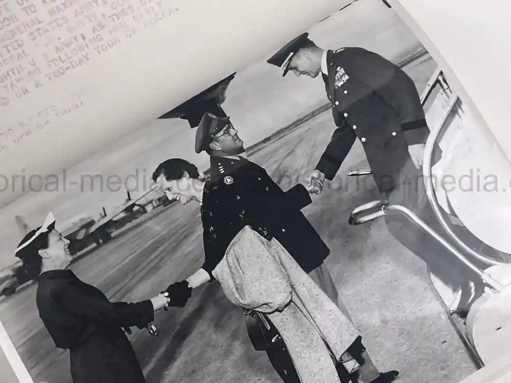 GENERAL MAXWELL TAYLOR PRESENTATION PHOTO ALBUM - JAPAN VISIT 1957