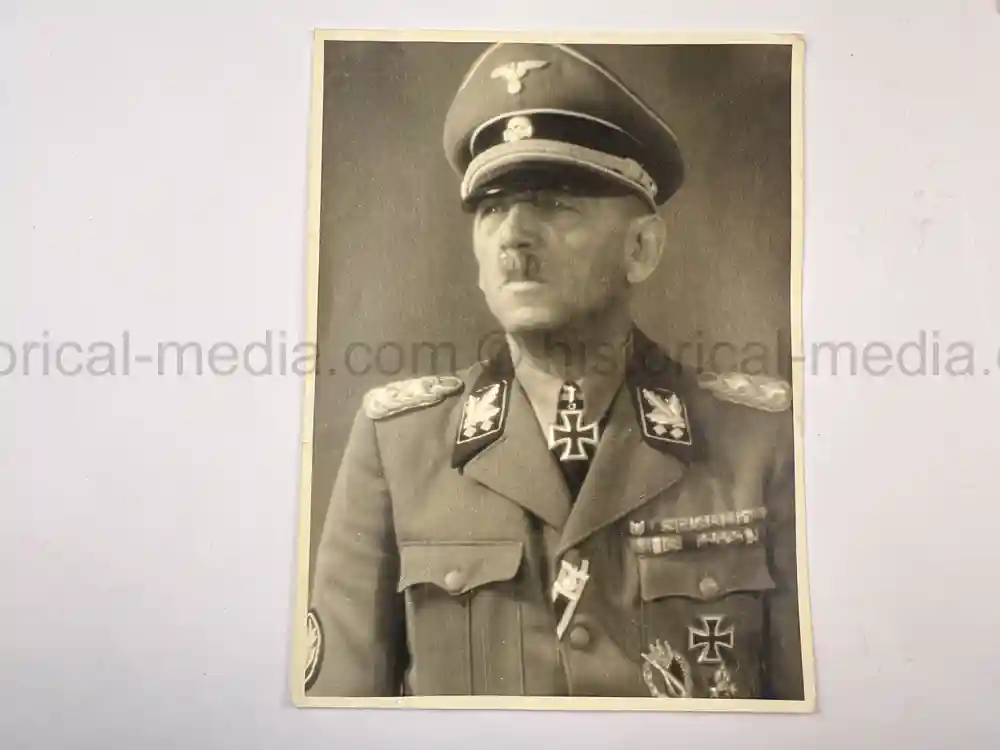 WAFFEN SS GENERAL PHOTO GROUPING - SS-OBERGRUPPENFÜHRER ARTUR PHLEPS WAFFEN SS GENERAL PHOTO GROUPING - SS-OBERGRUPPENFÜHRER ARTUR PHLEPS