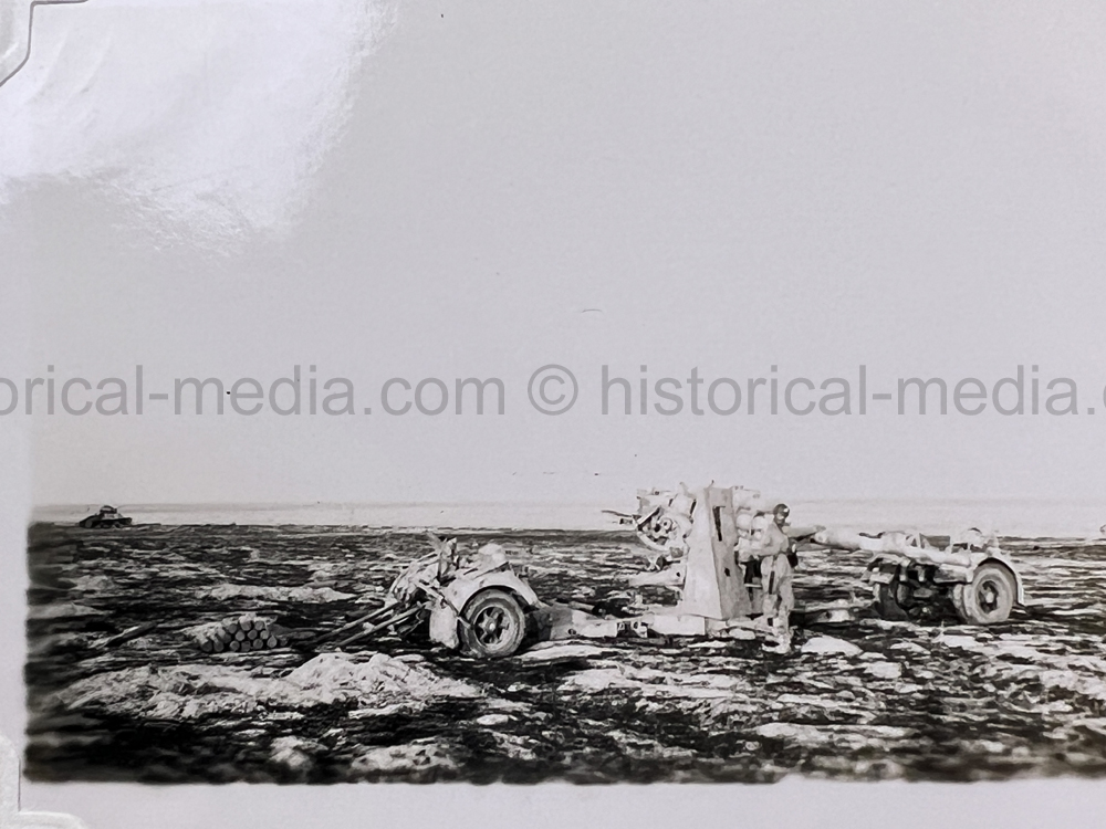 PHOTO ALBUM ESTATE OF LT. COL ADAM KOMOSA - COMMANDER CO. D, 504TH PIR, 82ND AIRBORNE