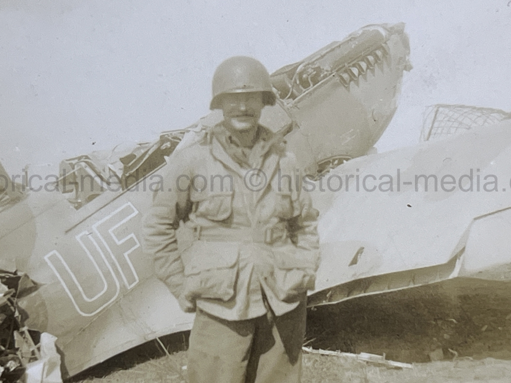 PHOTO ALBUM ESTATE OF LT. COL ADAM KOMOSA - COMMANDER CO. D, 504TH PIR, 82ND AIRBORNE