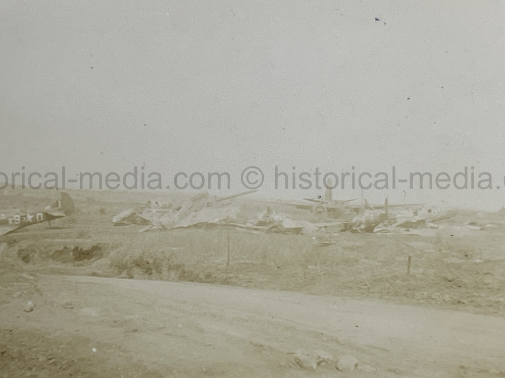 PHOTO ALBUM ESTATE OF LT. COL ADAM KOMOSA - COMMANDER CO. D, 504TH PIR, 82ND AIRBORNE