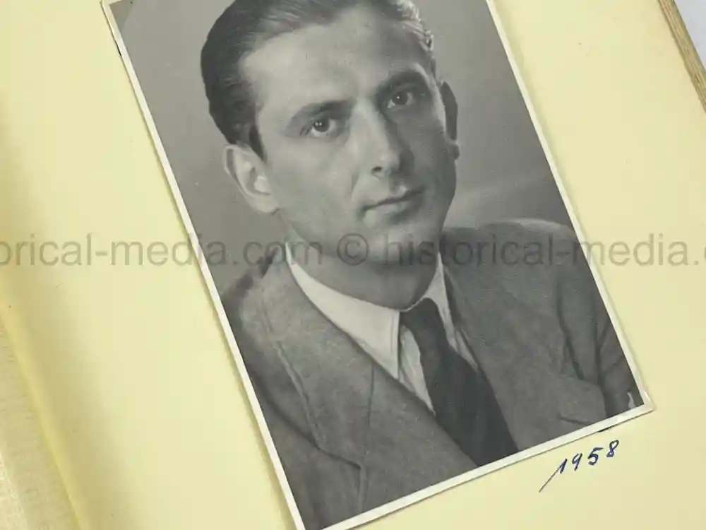 WAFFEN SS GENERAL PHOTO GROUPING - SS-OBERGRUPPENFÜHRER ARTUR PHLEPS WAFFEN SS GENERAL PHOTO GROUPING - SS-OBERGRUPPENFÜHRER ARTUR PHLEPS