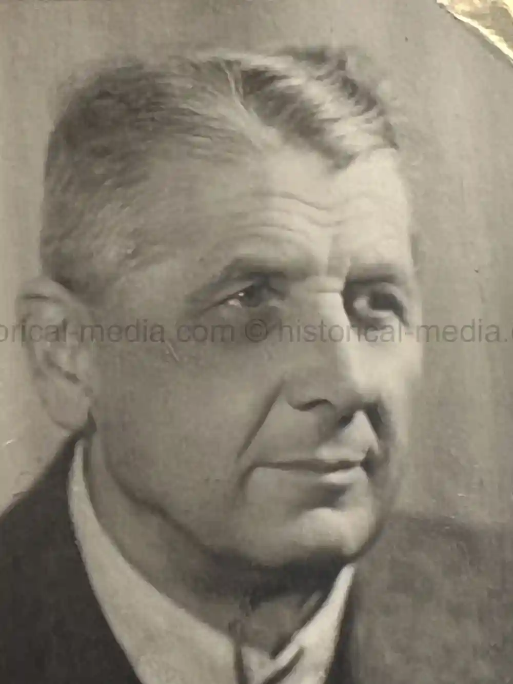 WAFFEN SS GENERAL PHOTO GROUPING - SS-OBERGRUPPENFÜHRER ARTUR PHLEPS WAFFEN SS GENERAL PHOTO GROUPING - SS-OBERGRUPPENFÜHRER ARTUR PHLEPS