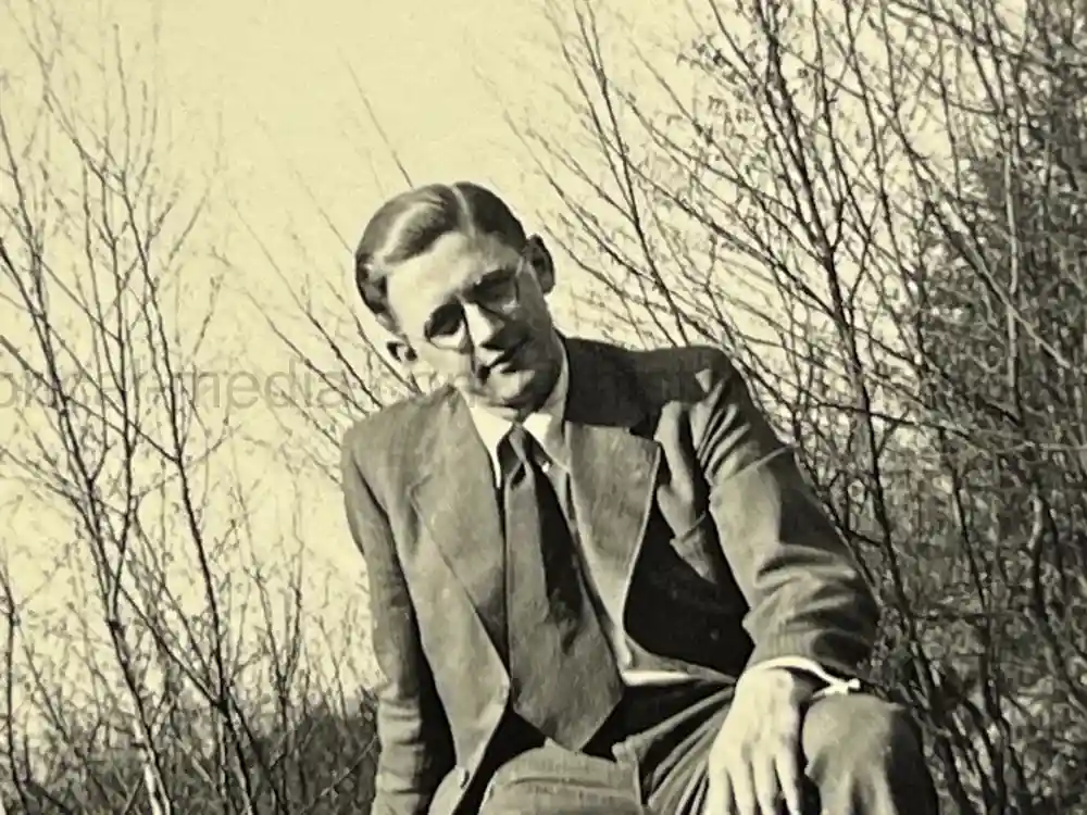 WAFFEN SS GENERAL PHOTO GROUPING - SS-OBERGRUPPENFÜHRER ARTUR PHLEPS WAFFEN SS GENERAL PHOTO GROUPING - SS-OBERGRUPPENFÜHRER ARTUR PHLEPS