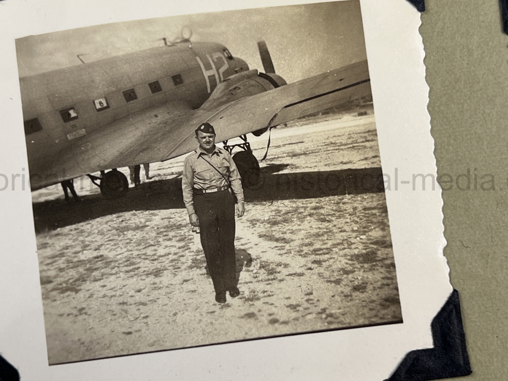 PHOTO ALBUM ESTATE OF LT. COL ADAM KOMOSA - COMMANDER CO. D, 504TH PIR, 82ND AIRBORNE